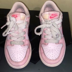 PREOWNED-KIDS BARBIE DUNKS SNEAKER